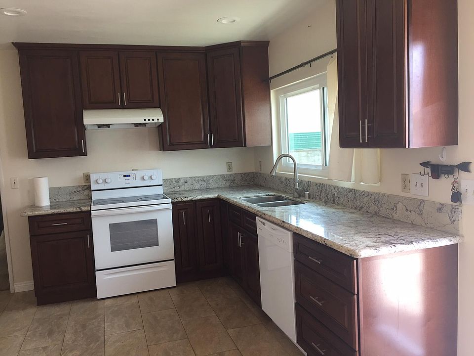 1st image of 2509 Midwickhill Dr
