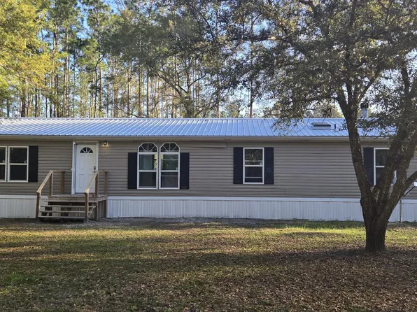 106 MACKEREL Avenue, Palatka, FL 32177