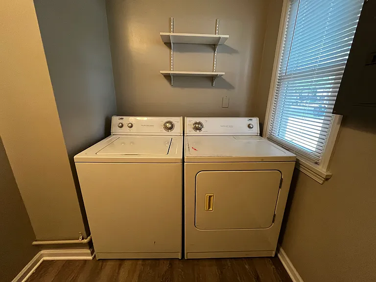418 W Lakewood Blvd — Photo 12