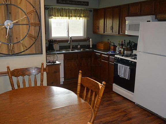 3rd image of 244 Southwood Rd