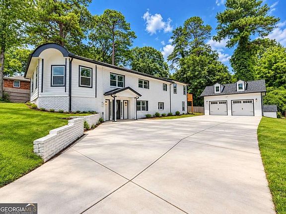 2nd image of 3178 N Druid Hills Rd