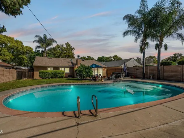 17448 Keswick St, Northridge, CA 91325