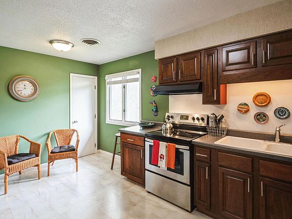 5th image of 5918 36th Avenue Ct #5918