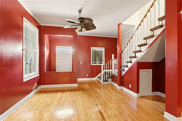 3 bed, 2.0 bath, 2012 sqft, $2,000 — Photo 2