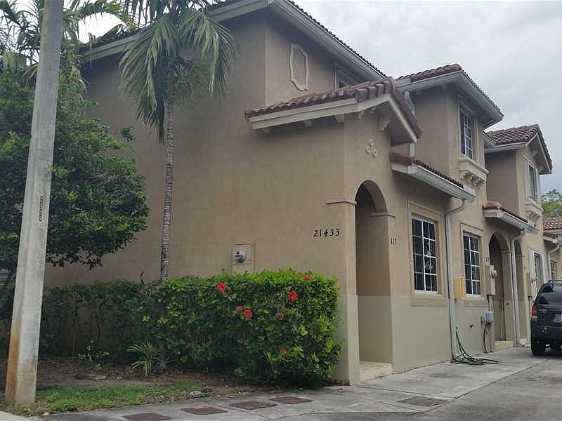 1st image of 21433 NW 13th Ct APT 317