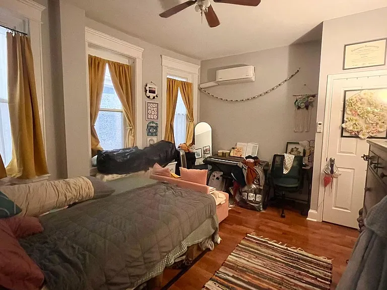 5028 Walnut St #1F — Photo 17