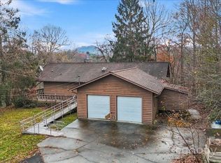 221 Mary King Mountain Dr, Murphy, NC 28906