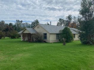 6458 Oak St, Anderson, CA 96007