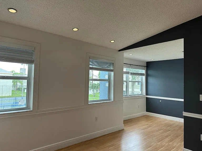 17500 NW 67th Ct #19-K — Photo 1