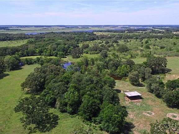 3rd image of 460 County Road 313