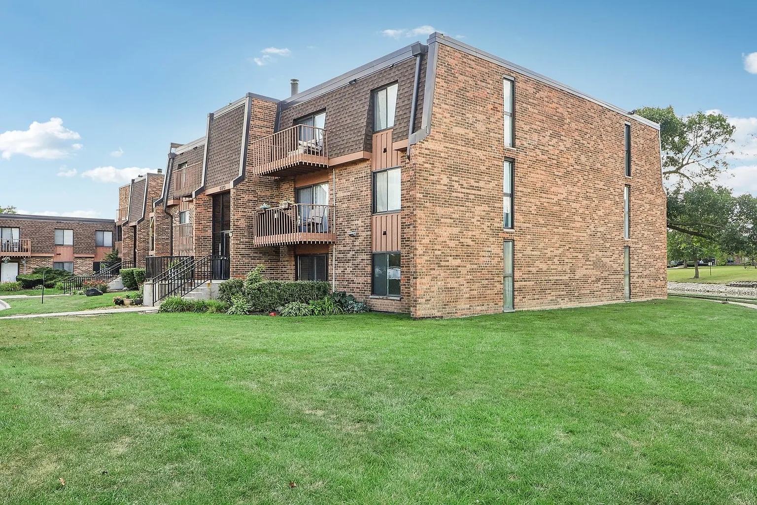 620 Tralee Ct Unit 1D photo 1