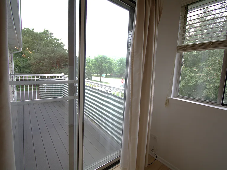 607 Eastview Ct #Z2 — Photo 11