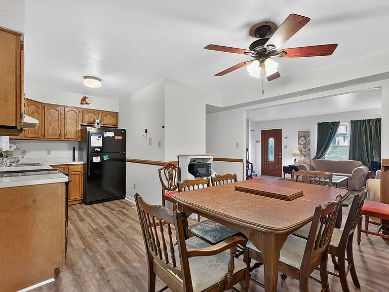 8 Cypress Dr — Photo 11