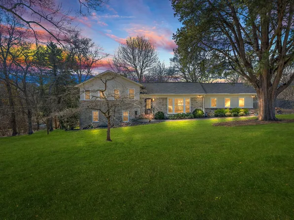 717 W Meade Dr, Nashville, TN 37205