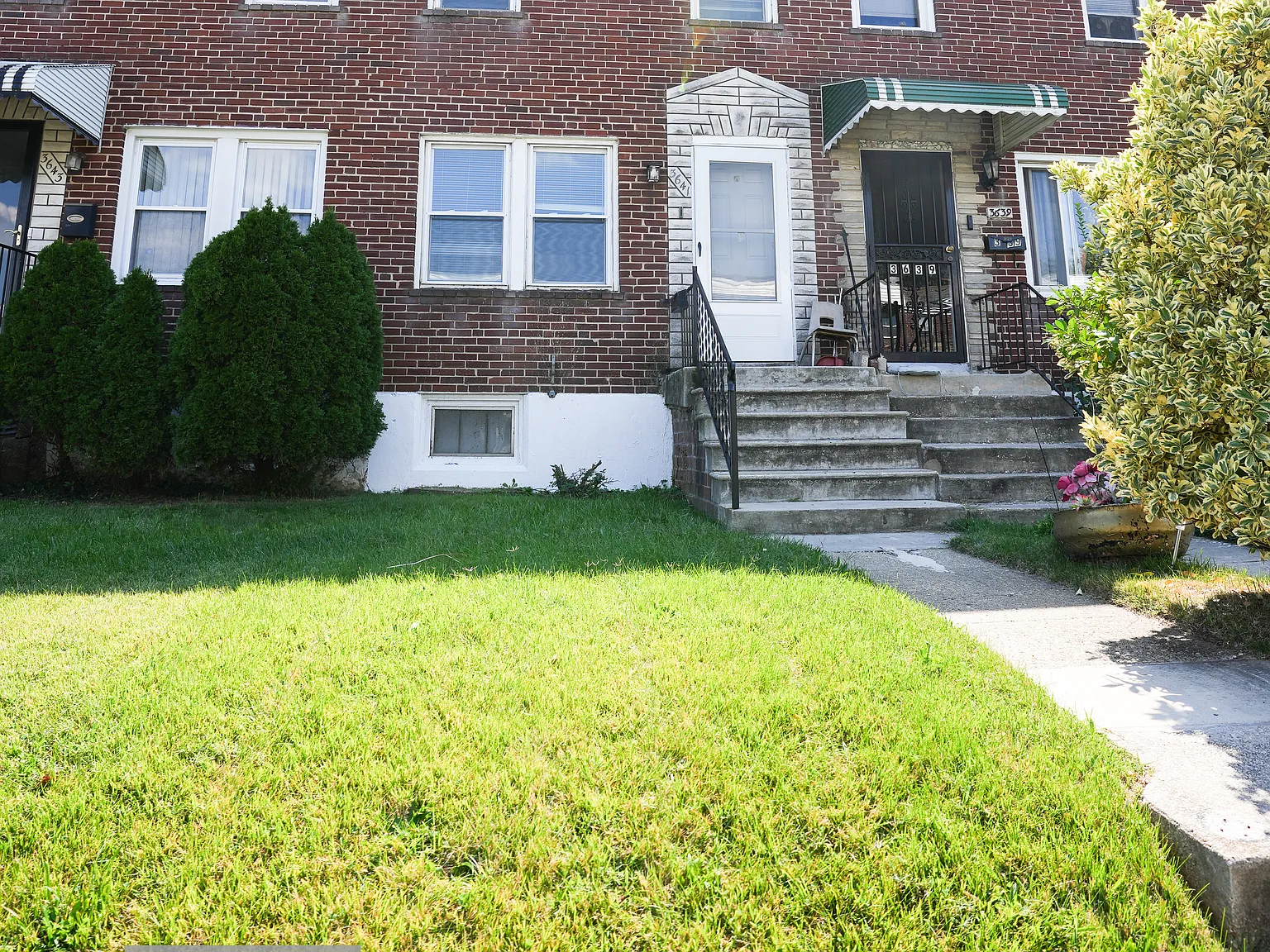 2 bed, 1.5 bath, $1,700 — Photo 1