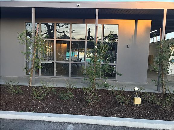 2nd image of 7650 Balboa Blvd Space 21