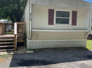 316 Jordan Dr, Borden, IN 47106