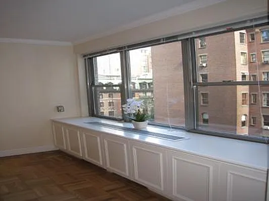 Rented by Fenwick Keats Real Estate | media 18