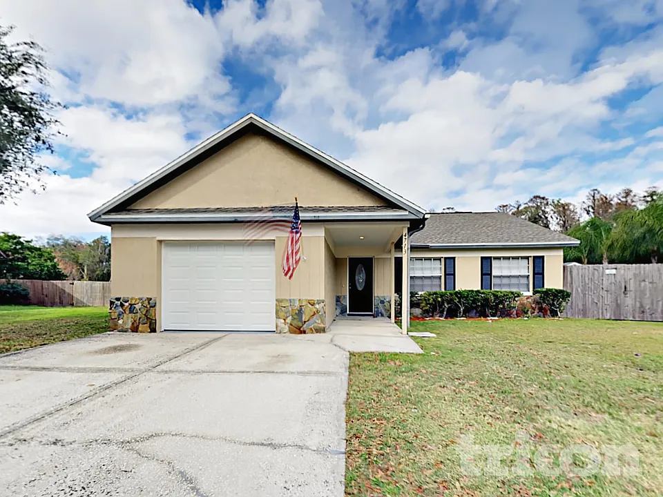 4713 N Dawnmeadow Ct