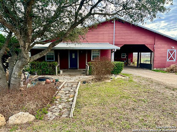 2nd image of 645 COUNTY ROAD 5714