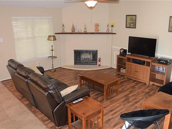 3rd image of 4209 Negril Ct