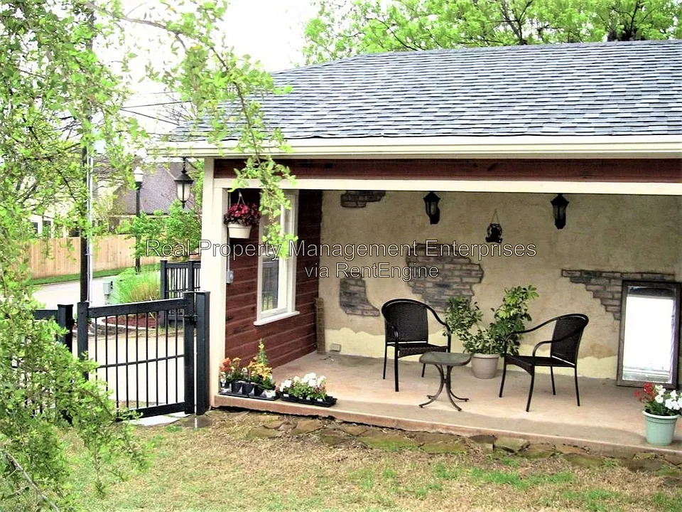 500 NW 35th St