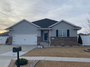 1709 E 59th St, Kearney, NE 68847