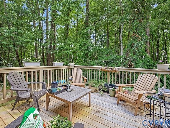 4th image of 10900 Old Cheshire Ln