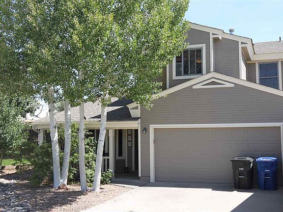 2nd image of 868 Kristi Ln