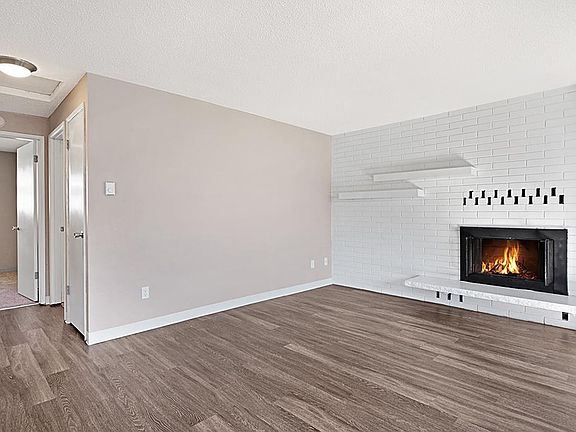3rd image of 351 School St SE APT 1