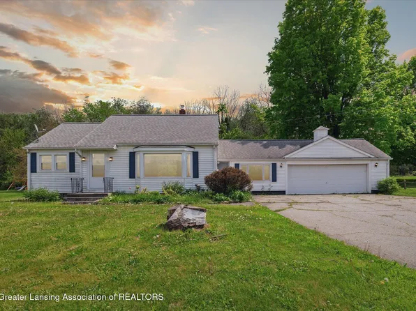 2468 Lansing Rd, Charlotte, MI 48813
