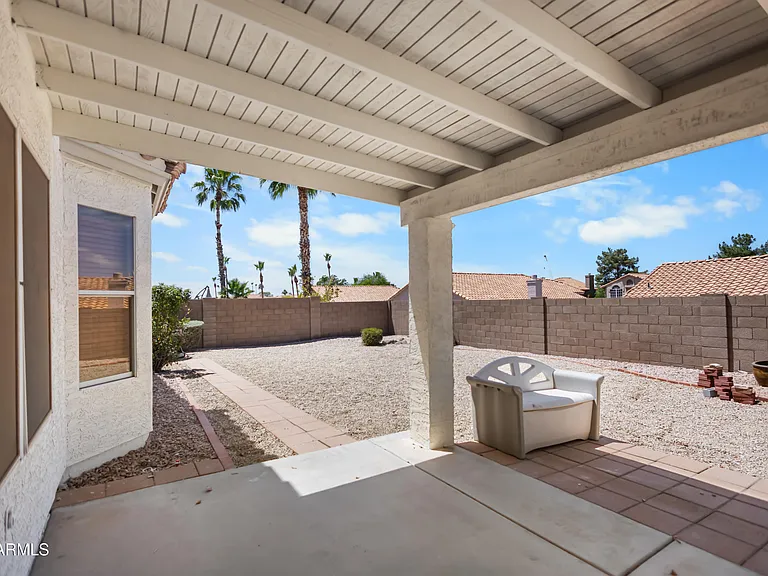 1214 E Beverly Ln — Photo 28