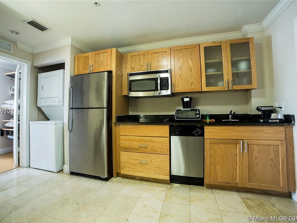 2nd image of 17069 SW 93rd St
