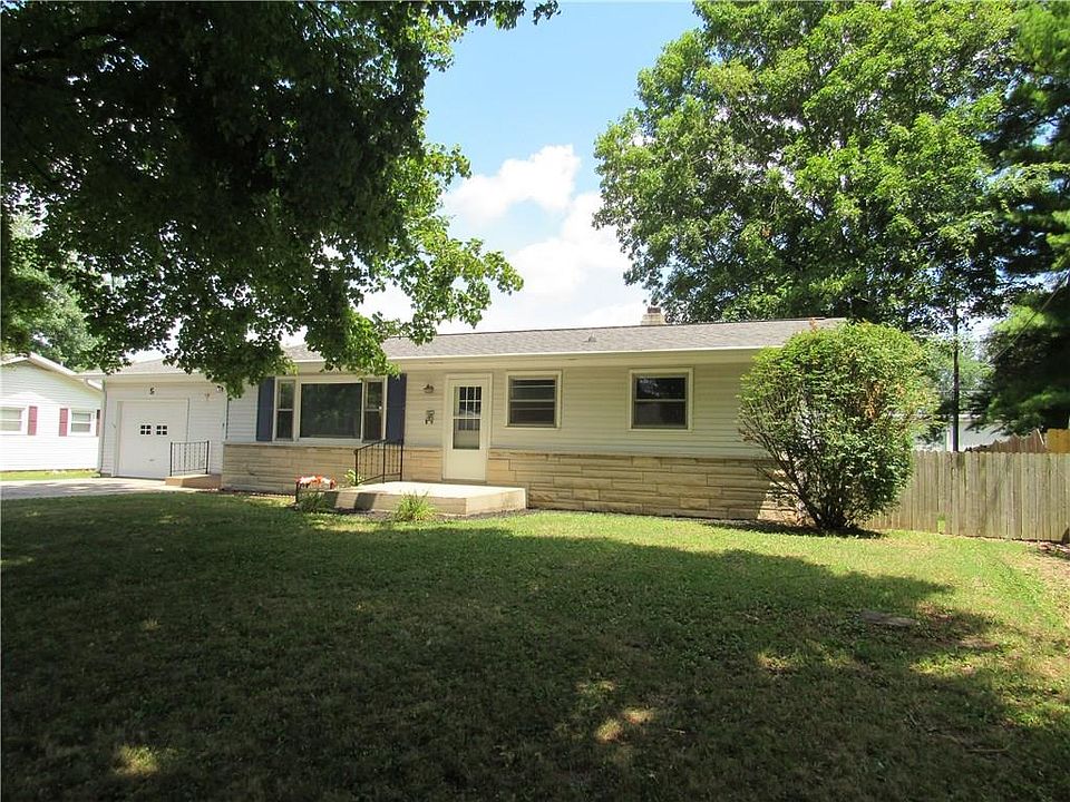 1st image of 5 Eastgate Dr