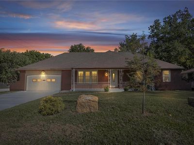 800 NE Mulberry St, Lees Summit, MO, 64086