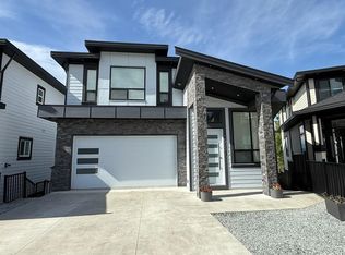 15051 63a Ave, Surrey, BC V3S 0W1
