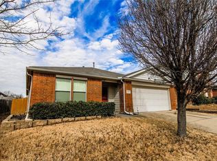 1741 White Feather Ln, Fort Worth, TX 76131