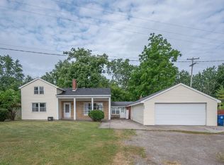 7415 Midland Rd, Freeland, MI 48623