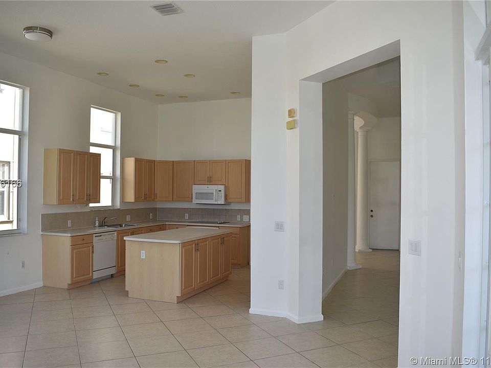 1st image of 4988 SW 168th Ave