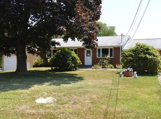 137 Jo Deener Dr, Zelienople, PA 16063