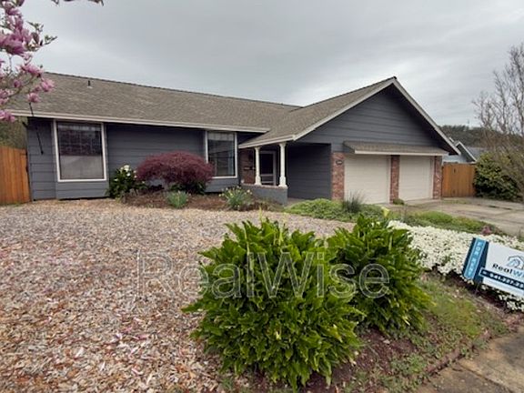 2nd image of 2240 NW Cabrillo Ct