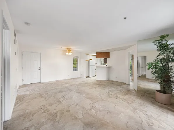 2700 Lawrence Crossley Rd #38, Palm Springs, CA 92264