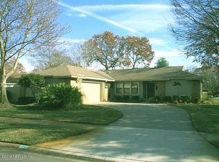 8379 Cross Timbers Dr E, Jacksonville, FL 32244