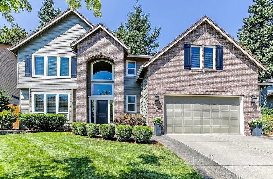 1st image of 3108 NE 174th Ave