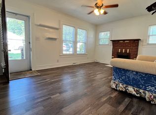 618 Providence Rd, Graham, NC 27253