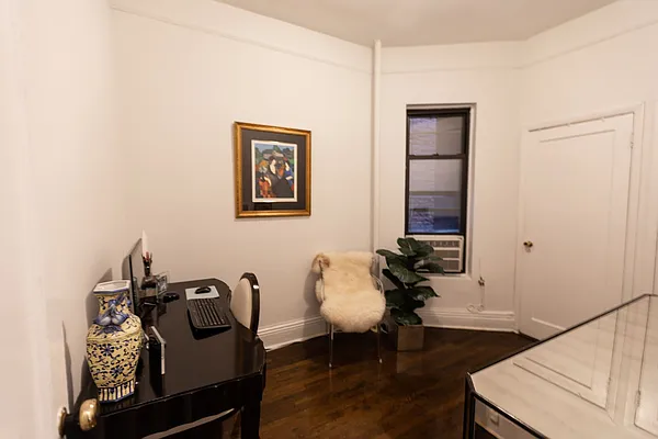 Rented by Compass | media 5