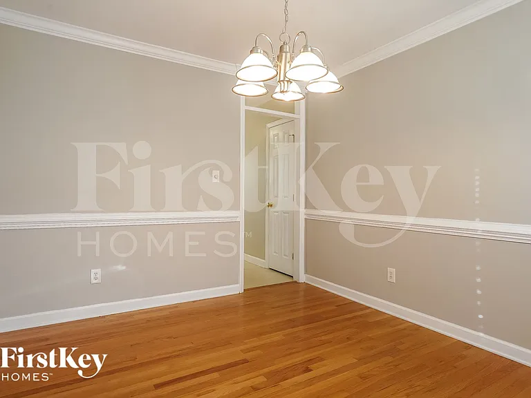 604 Lakeview Ave — Photo 6