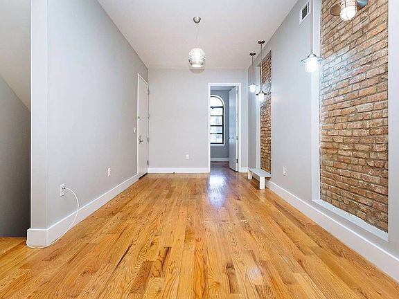 3rd image of 456 Madison St APT 1L