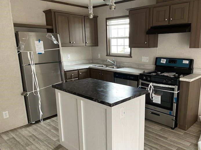 2nd image of 4303 75th St #32