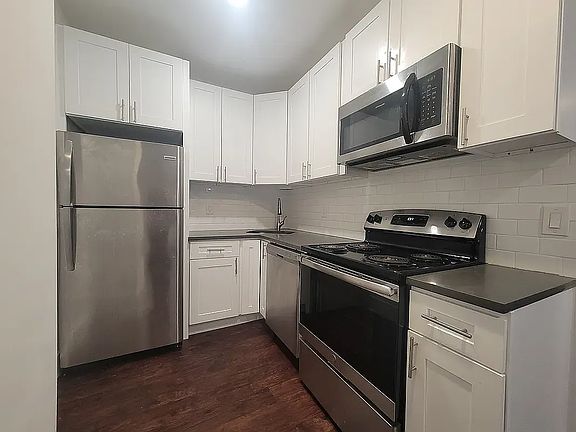 2nd image of 301 W 130th St Front 1